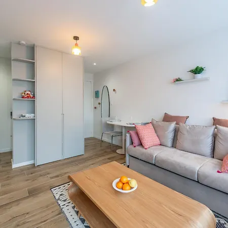 Pershing - Confortable A Deux Pas Du Apartment